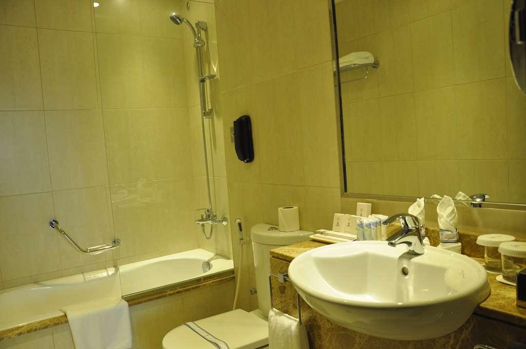 Lavender Hotel Al Nahda Dubai Zimmer foto